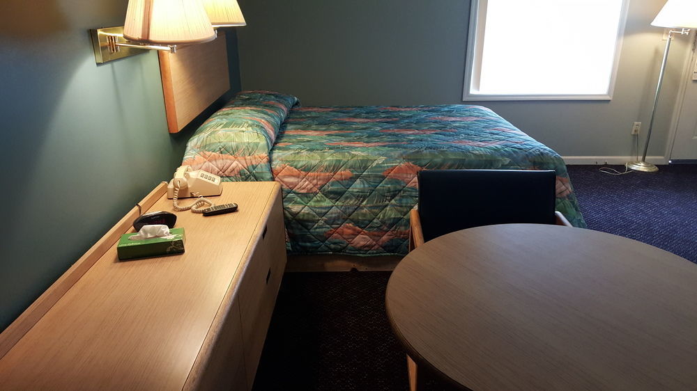 Overton Motel Livingston Экстерьер фото